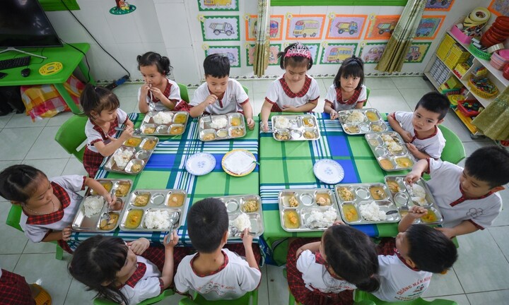 Doanh nhân Thái Hương - Nhà sáng lập Tập đoàn TH: Nỗ lực lấp đầy những “lỗ hổng” trong quản lý chất lượng sữa