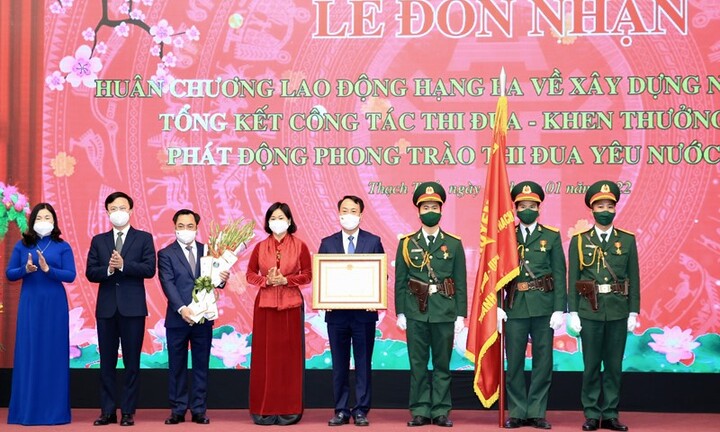 Huyện Thạch Thất - Hà Nội: Phát động phong trào thi đua yêu nước và đón nhận Huân chương Lao động hạng Ba