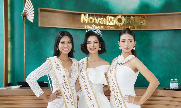 NovaWorld Ho Tram có sức hút đặc biệt với top 3 Hoa hậu các Dân tộc
