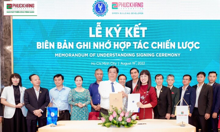 Phuc Khang Corporation và Đại học Luật TP.HCM ký kết hợp tác chiến lược