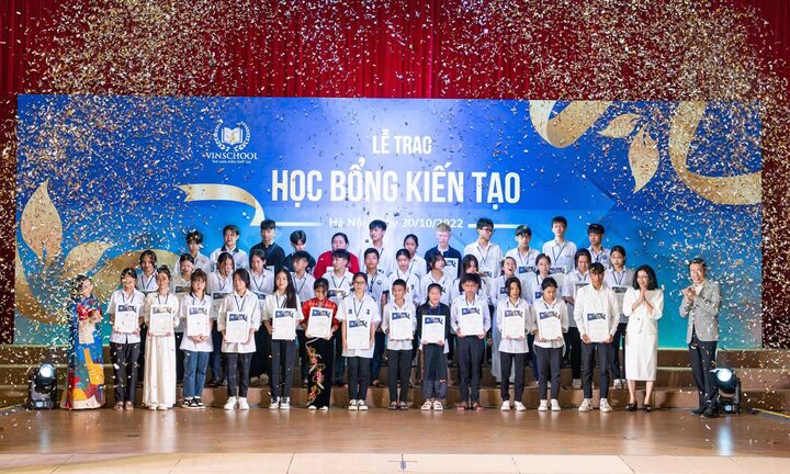 Vinschool trao học bổng kiến tạo năm thứ 2 cho 40 học sinh