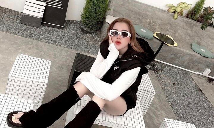 Hot girl 9x Đặng Thảo Phương thành công với thương hiệu thời trang Tapu Style