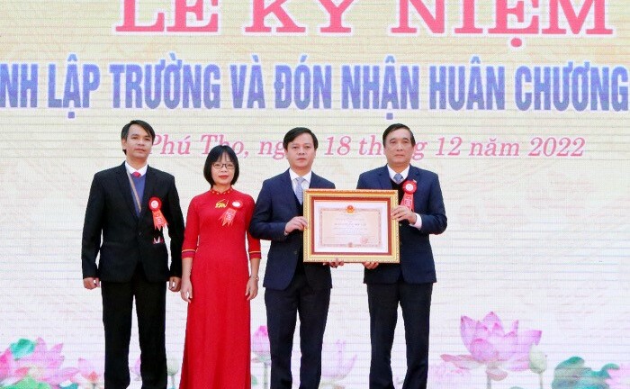 Trường Trung học Phổ thông Chuyên Hùng Vương (Phú Thọ): Hành trình 40 năm xây dựng và trưởng thành