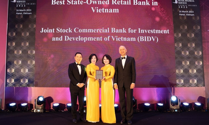 BIDV nhận 04 giải thưởng danh giá về dịch vụ ngân hàng dành cho khách hàng cá nhân