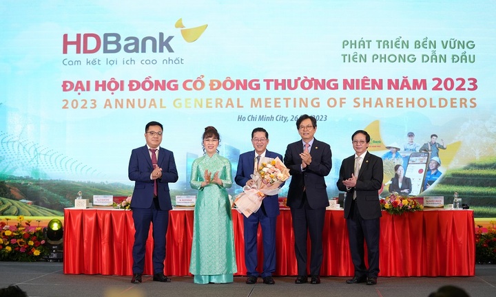ĐHCĐ HDBank: Lấy phát triển bền vững làm kim chỉ nam, đặt mục tiêu lợi nhuận 13.197 tỷ đồng