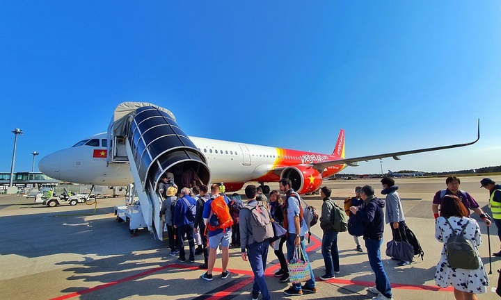 Bay đến “xứ sở vạn đảo” Indonesia dễ dàng với đường bay mới TP.HCM – Jakarta, Vietjet thôi!