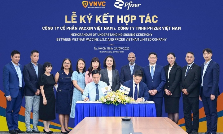 Pfizer Việt Nam ký kết Biên bản ghi nhớ với Công Ty Cổ Phần Vacxin Việt Nam