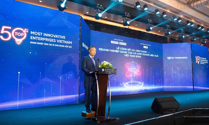 Vietcombank dẫn đầu Top 10 ngân hàng sáng tạo và kinh doanh hiệu quả năm 2023