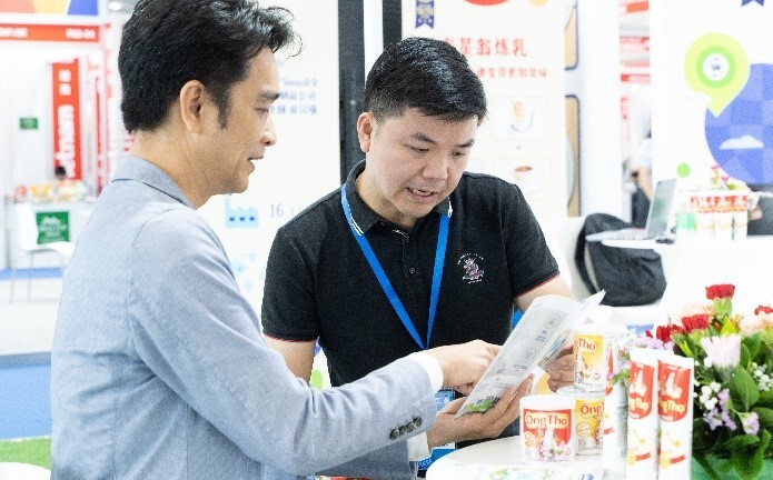 Sữa đặc ông Thọ (Vinamilk) tạo ấn tượng tại hội chợ Quảng Châu, Trung Quốc