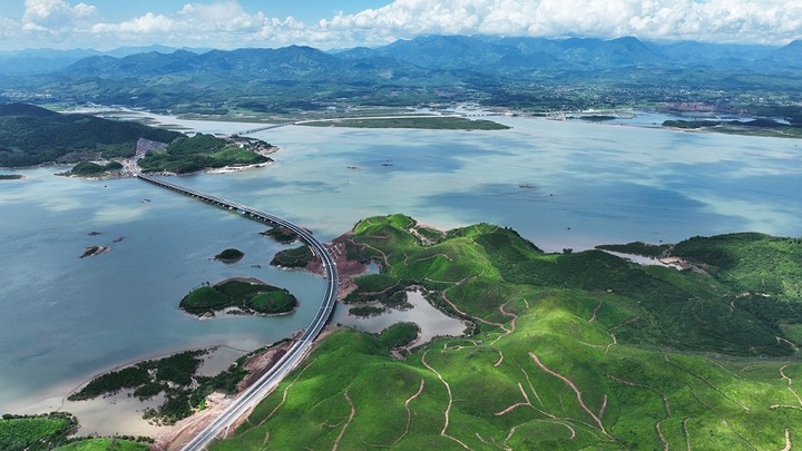  Những “lực đẩy thép” khiến bất động sản Móng Cái bứt tốc