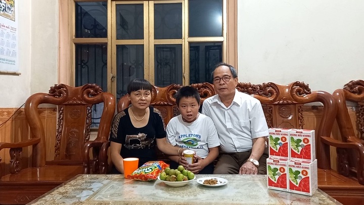 Từ một em bé chậm nói, tăng động, Xuân Đăng đã cải thiện để đi học, hòa nhập như bạn bè