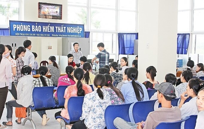 Hồ sơ đăng ký hưởng trợ cấp thất nghiệp cần những giấy tờ gì?