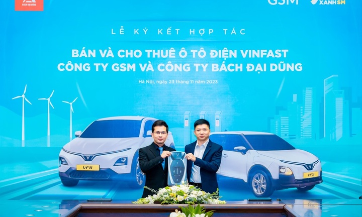 Hãng taxi thuần điện đầu tiên tại Hà Tĩnh mua và thuê 300 ô tô điện VinFast từ GSM