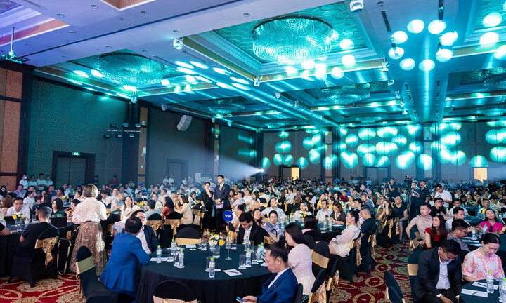 Vinhomes ồ ạt tuyển dụng nhân viên kinh doanh quy mô lớn, chỉ dấu thị trường bật sáng trở lại