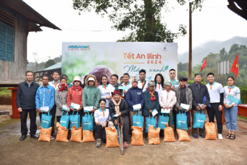 Tết An Bình 2024: ABBANK gây quỹ tài trợ 50.000 cây gỗ lớn cho người dân Quảng Bình