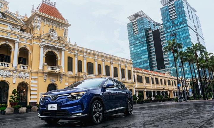 Thiết kế và công nghệ giúp xe điện an toàn hơn xe xăng