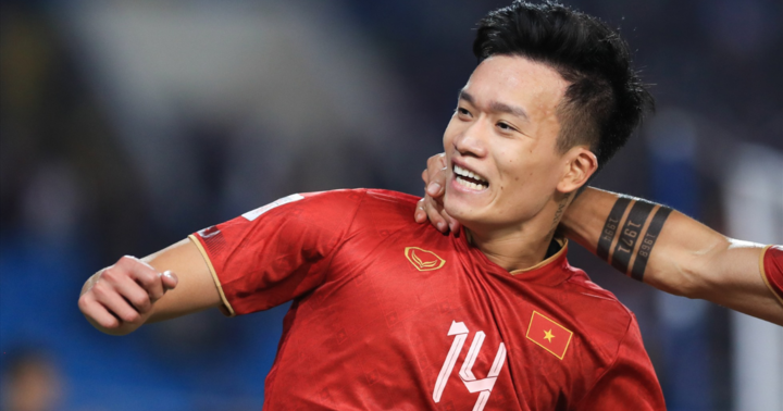 Tuyển Việt Nam nguy cơ mất thêm 1