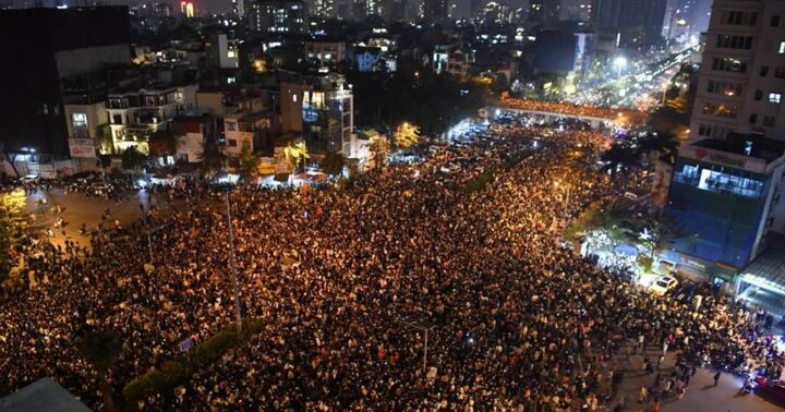 Du khách Hà Nội sắp được đón xem màn biểu diễn drone ở Hồ Tây vào cuối tuần này