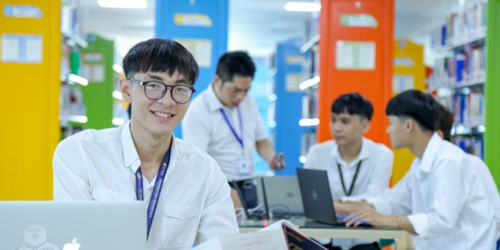 Top 7 ngành học có cơ hội tìm kiếm việc làm tốt nhất hiện nay