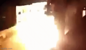 Israel dội hỏa lực đáp trả quyết liệt sau khi bị tấn công bởi màn 'mưa' rocket từ phía Gaza