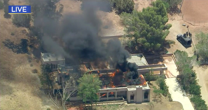 Lính cứu hỏa nổ súng sát hại đồng nghiệp, đốt nhà rồi tự tử