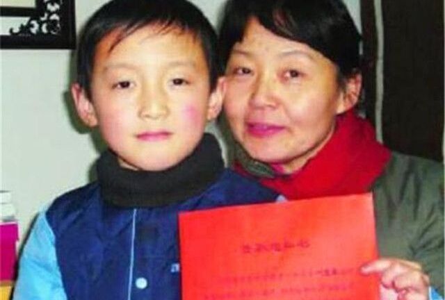 Thiên tài tính nhẩm Trung Quốc: 8 tuổi thi đỗ lực lượng đặc biệt của quân đội 