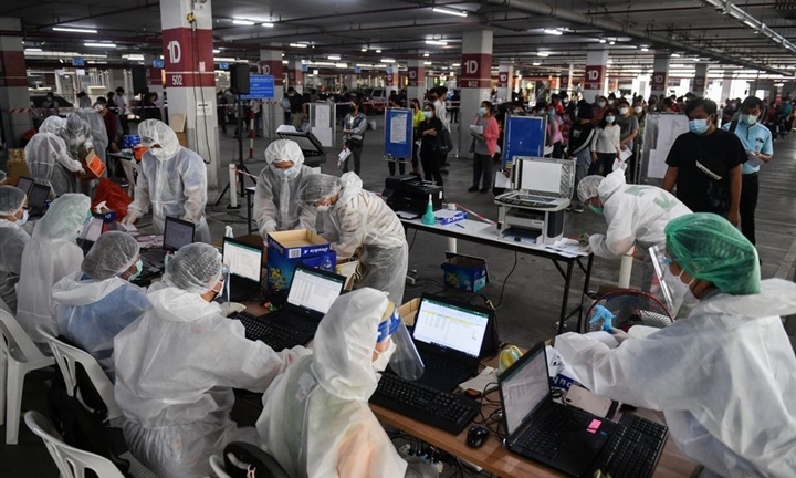 Số ca nhiễm COVID-19 trong ngày tại Thái Lan tăng vọt kỷ lục