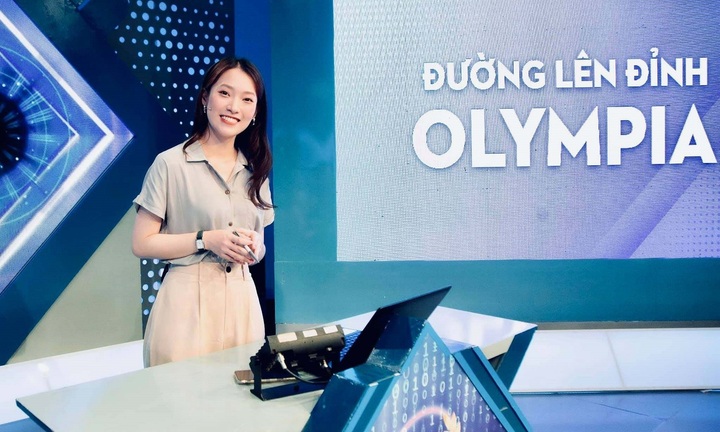 Lộ diện MC mới của 
