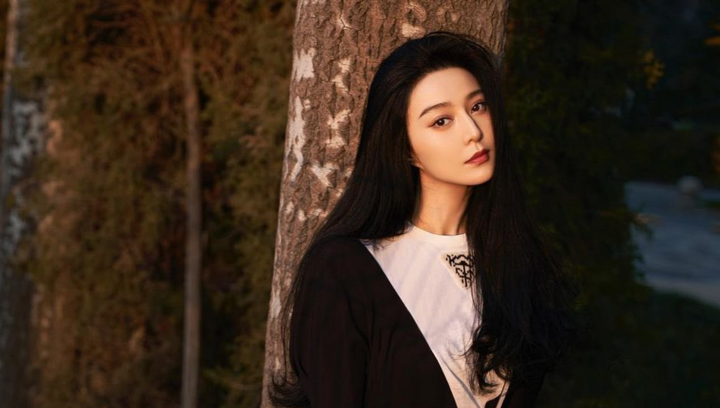 Phạm Băng Băng thần thái hút hồn trong bộ ảnh mới chuẩn nàng thơ
