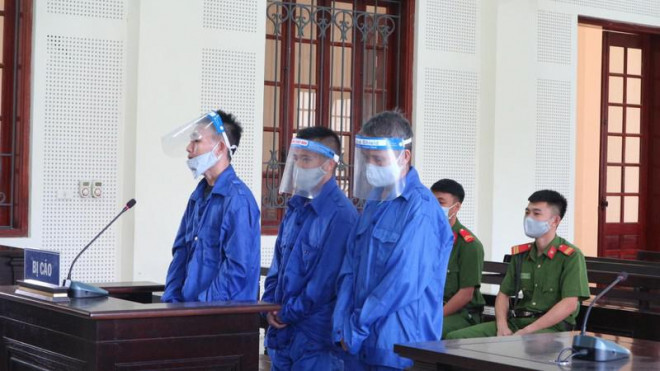 Cha già ân hận khi kéo con vào tù vì vụ bán ma tuý lãi 19 triệu đồng