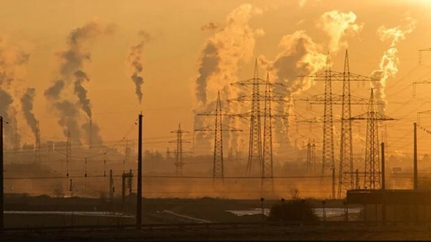 Nổ lớn nhằm vào cột điện cao thế, toàn thủ đô Kabul bị mất điện