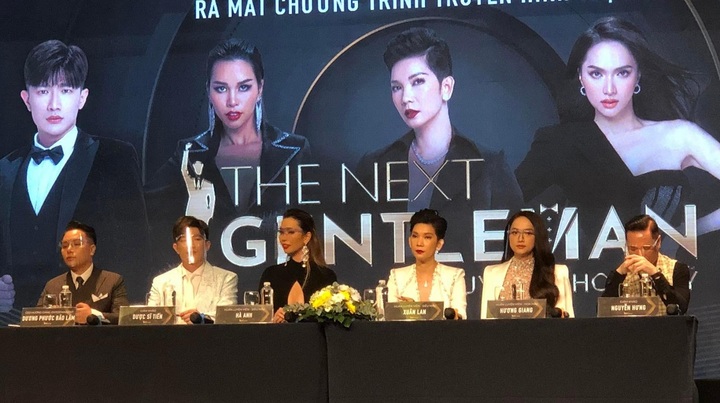 Video: Xuân Lan - Hà Anh khẩu chiến gay gắt giữa buổi họp báo