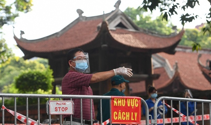 Hà Nội có 1 quận và 13 xã phường ở cấp độ 3 - nguy cơ cao