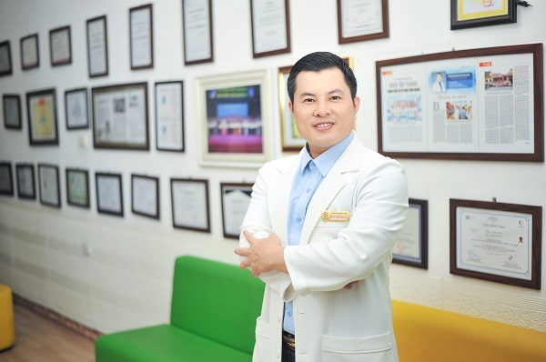 Bác sĩ kể lại giây phút nghẹt thở giúp thai phụ F0 từ xa