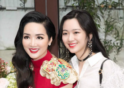 Cuộc sống giàu sang đáng mơ ước của 'Hoa hậu không tuổi' Giáng My