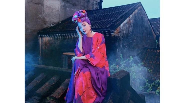 Hội An yêu cầu gỡ hình ảnh hoa hậu Giáng My ngồi trên nóc nhà cổ