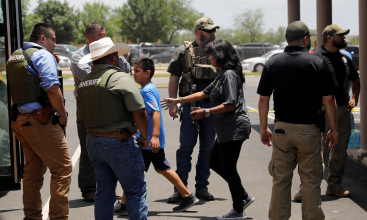 Xả súng kinh hoàng ở trường tiểu học Mỹ, 14 học sinh và 1 giáo viên thiệt mạng