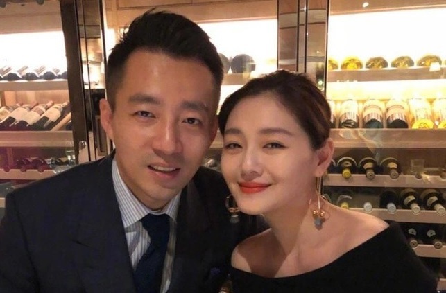 Mạng xã hội Trung Quốc dậy sóng vì mối quan hệ của Từ Hy Viên và chồng cũ 