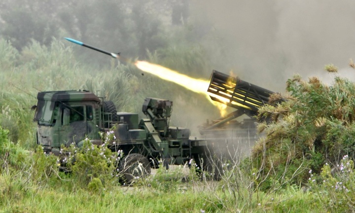 Hệ thống tên lửa tự chế của Đài Loan bất ngờ phát nổ khi đang tập trận