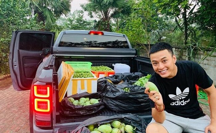 Chiêm ngưỡng căn biệt thự nhà vườn rộng 1.300m2 của diễn viên Hồng Đăng