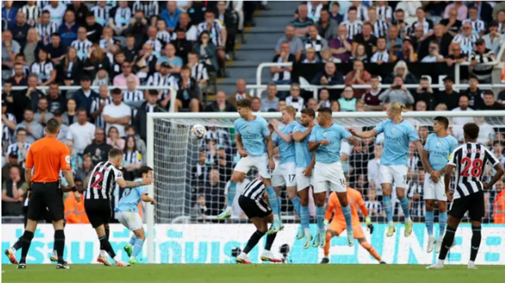 Haaland giúp Man City 'thoát hiểm' sau màn rượt đuổi với Newcastle