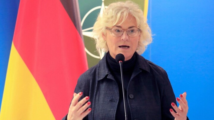 Đức không thể gửi thêm vũ khí cho Ukraine