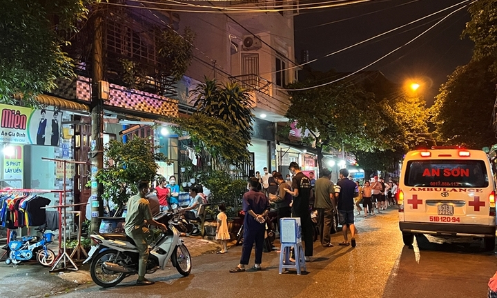 Bình Dương: Vợ bàng hoàng phát hiện chồng treo cổ tử vong trong phòng trọ