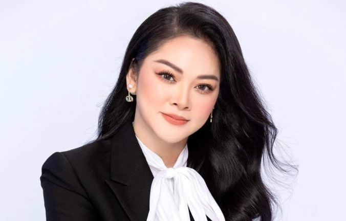 Ca sĩ Như Quỳnh thẳng thắn nói về ồn ào trong liveshow tại Nhà hát Hòa Bình