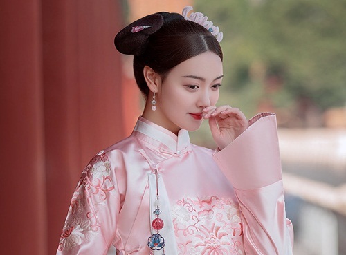 Vị phi tần từng được Hàm Phong sủng ái bậc nhất, Từ Hy cũng phải hành lễ vấn an