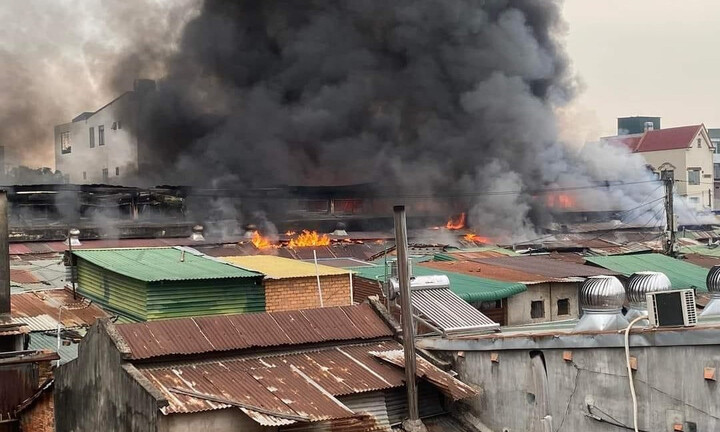 Đắk Lắk: Cháy lớn tại chợ trung tâm huyện Ea Súp