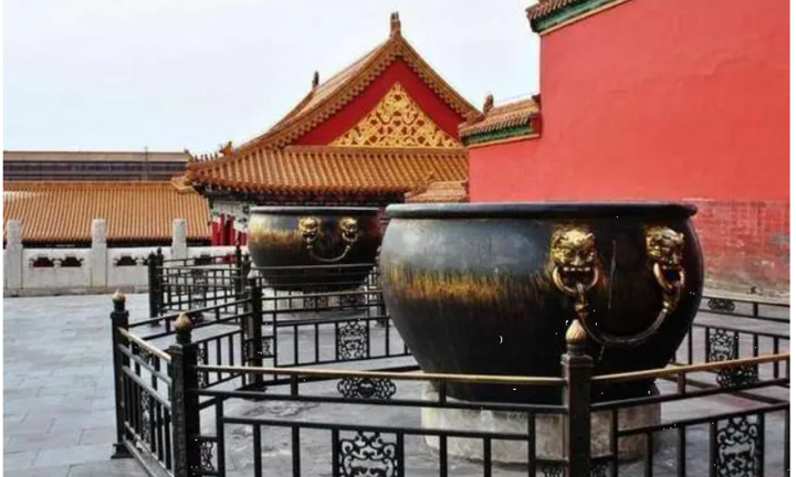 Lý giải việc các lu nước trong Tử Cấm Thành không bị đóng băng giữa mùa đông lạnh giá