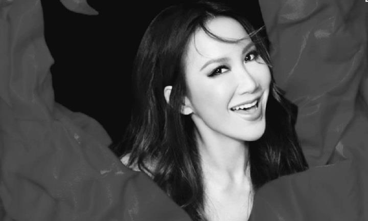 Cuộc hôn nhân đầy cay đắng phía sau ánh đèn sân khấu của danh ca Coco Lee