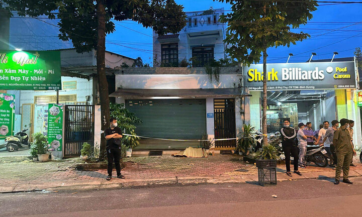 Xót xa gia cảnh người đàn ông bán vé số tử vong trên vỉa hè, con gái nhỏ kêu cứu 