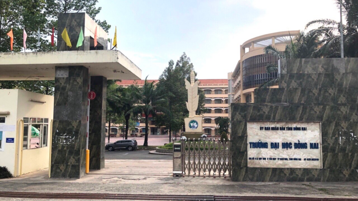 Tin tức pháp luật mới nhất ngày 26/10: Ba cán bộ, giảng viên Trường Đại học Đồng Nai bị bắt